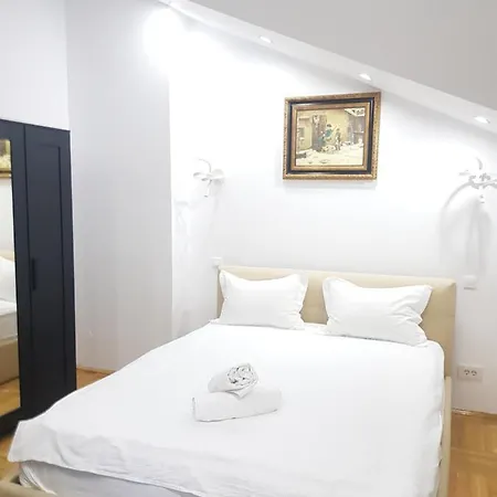 Apartment Super Mega Mall Bucharest