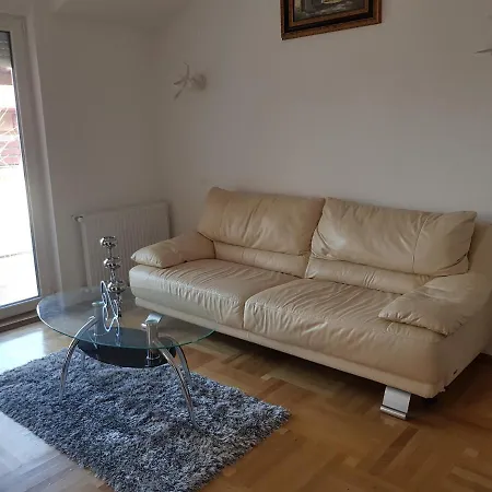 Super Mega Mall Apartment Bucharest